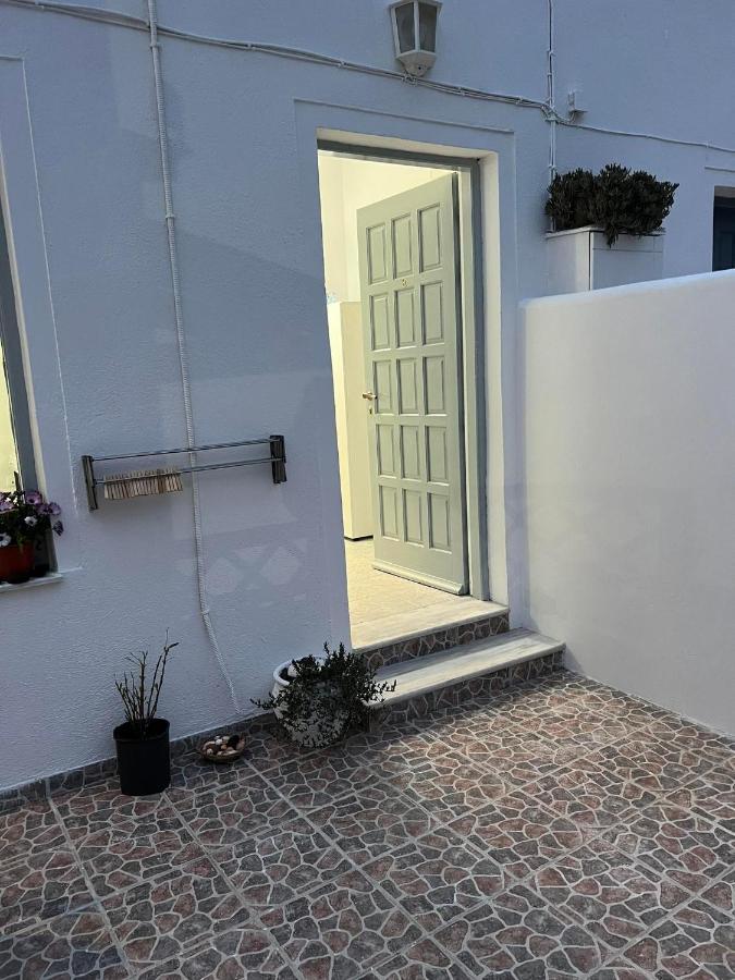 Zolfo Antico Beach Apartment Perissa Exterior photo